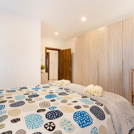 H2 -Modern And Spacious 3 Bedroom Apartment San Ġwann Buitenkant foto