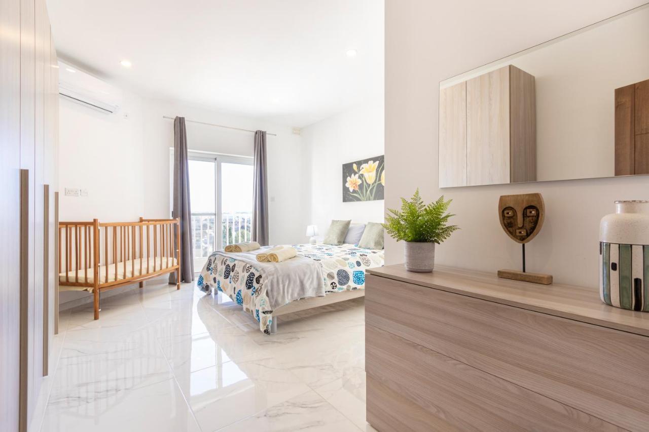 H2 -Modern And Spacious 3 Bedroom Apartment San Ġwann Buitenkant foto