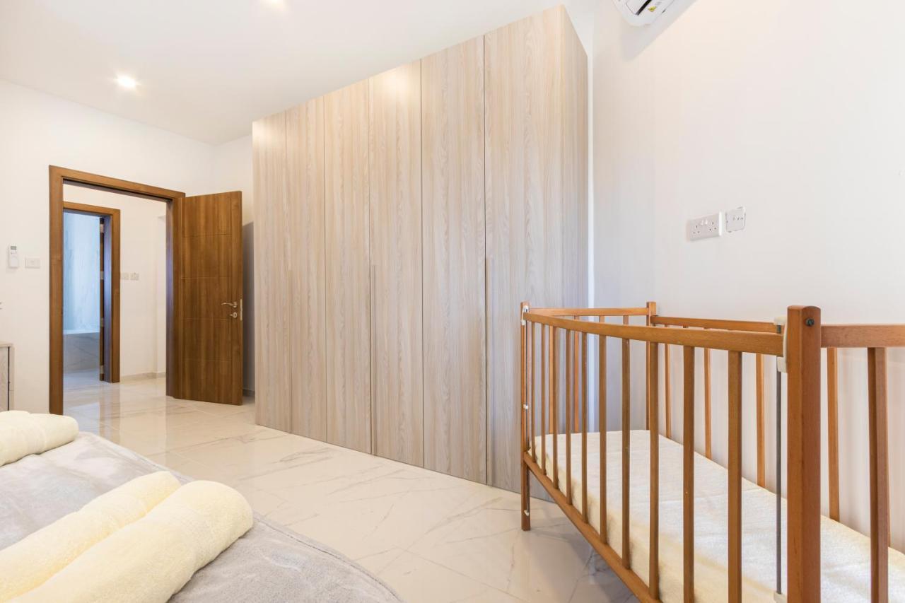 H2 -Modern And Spacious 3 Bedroom Apartment San Ġwann Buitenkant foto
