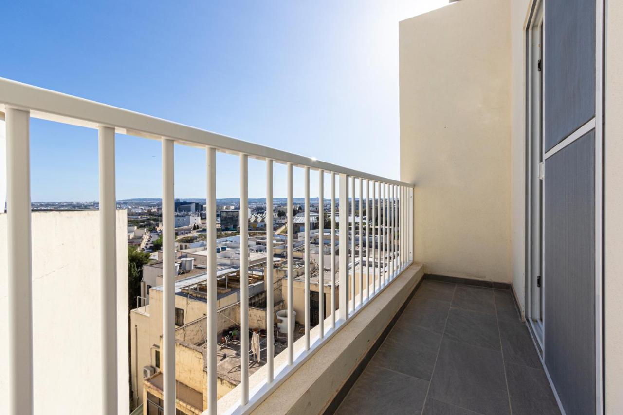 H2 -Modern And Spacious 3 Bedroom Apartment San Ġwann Buitenkant foto