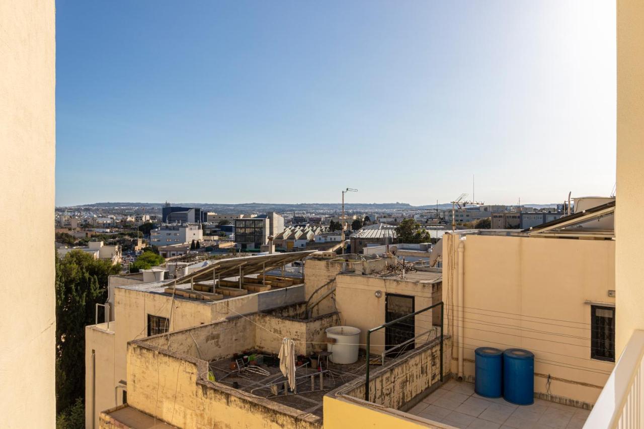 H2 -Modern And Spacious 3 Bedroom Apartment San Ġwann Buitenkant foto